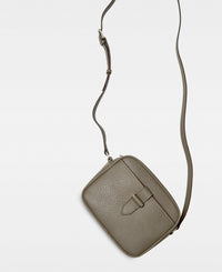 DECADENT COPENHAGEN CARLY crossbody bag Crossbody-väskor Clay