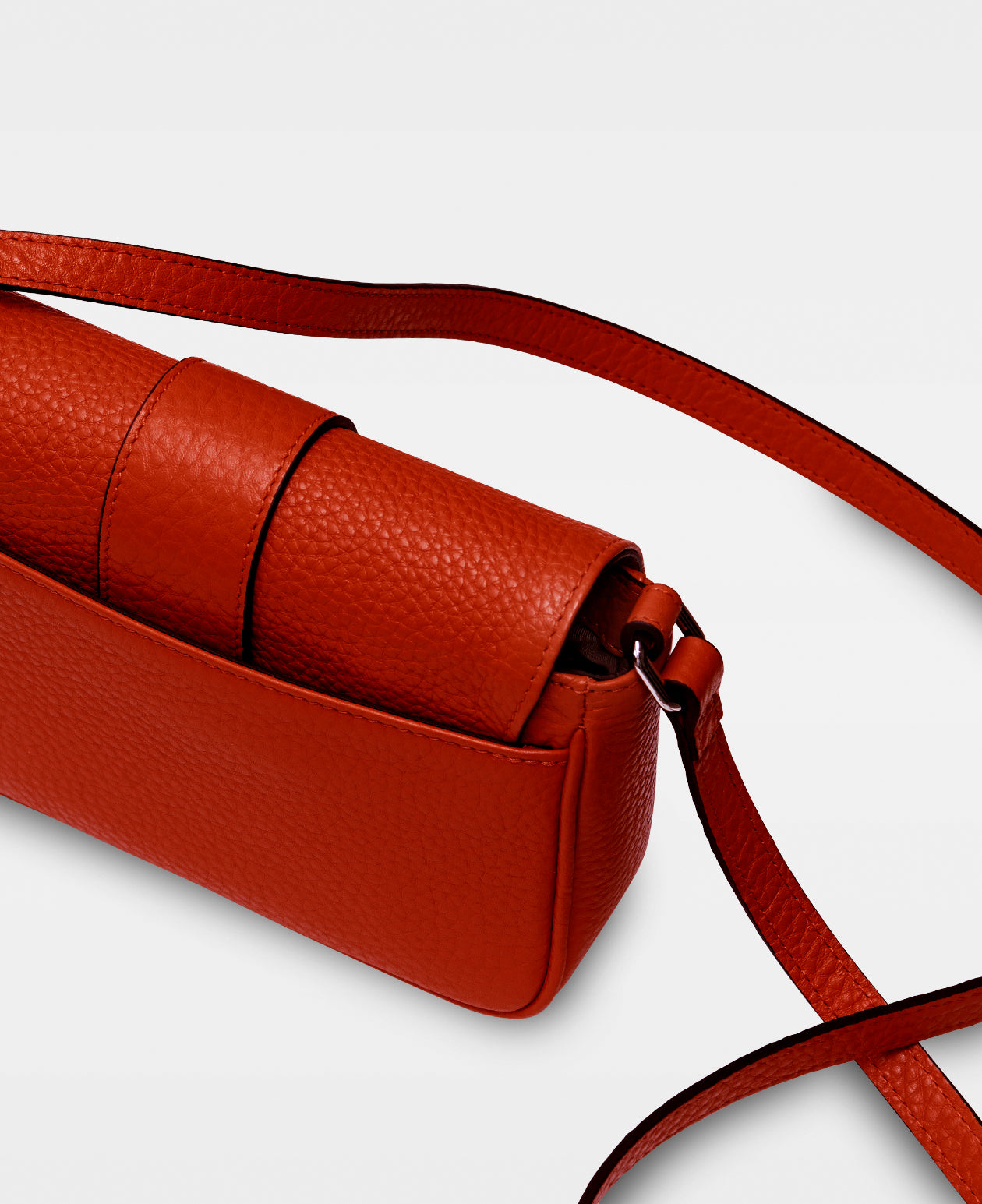 DECADENT COPENHAGEN APRIL small crossbody bag Crossbody-väskor Chili Red