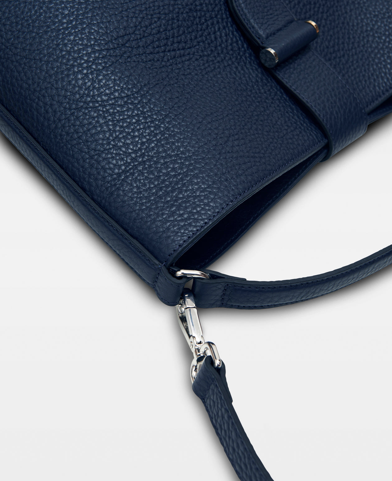 DECADENT COPENHAGEN LOIS bucket bag Handväska Navy 