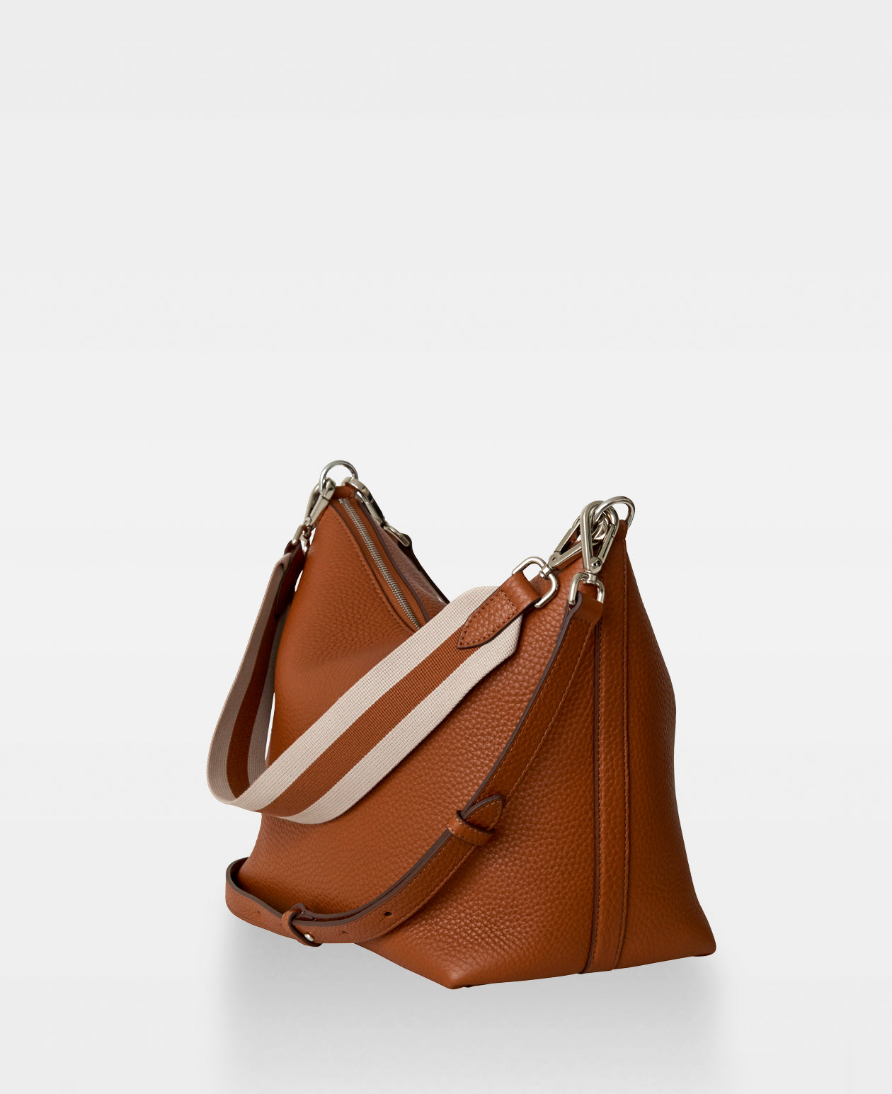 DECADENT COPENHAGEN MAGGIE big crossbody bag Crossbody-väskor Cognac 