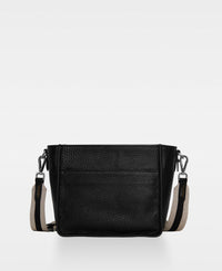 DECADENT COPENHAGEN VIVIAN small bucket bag Axelväskor Black